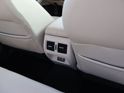 Used 2020 Nissan Altima 2.5 Platinum image 14