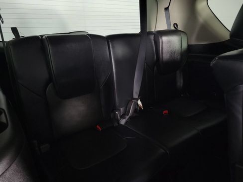Used 2024 Nissan Armada SV RWD image 13