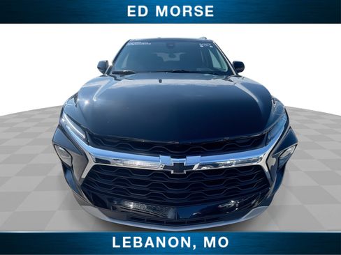 Certified 2024 Chevrolet Blazer LT w/ Convenience Package FWD image 3