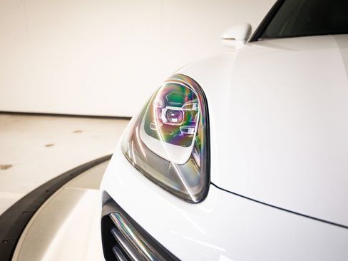 Certified 2023 Porsche Cayenne AWD/4WD image 13