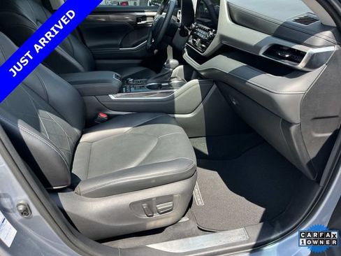 Used 2021 Toyota Highlander Platinum AWD/4WD image 26