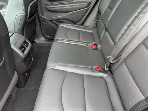 Used 2018 GMC Terrain SLT w/ Preferred Package AWD/4WD image 8