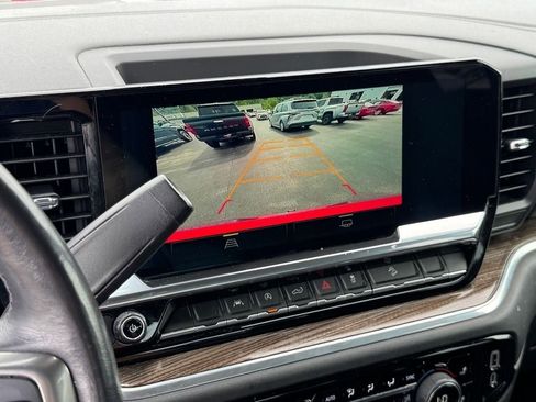 Used 2022 Chevrolet Silverado 1500 RST image 25