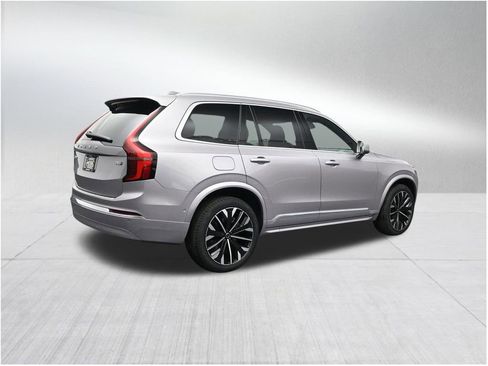 New 2026 Volvo XC90 B6 Plus w/ Protection Package Premier AWD/4WD image 5