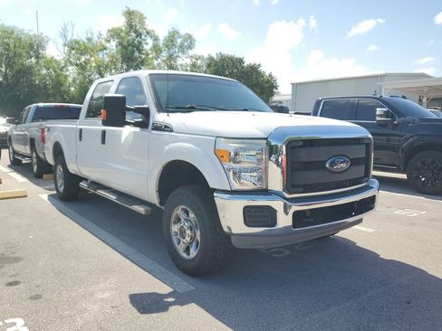 Used 2016 Ford F250 XL w/ Power Equipment Group AWD/4WD image 3