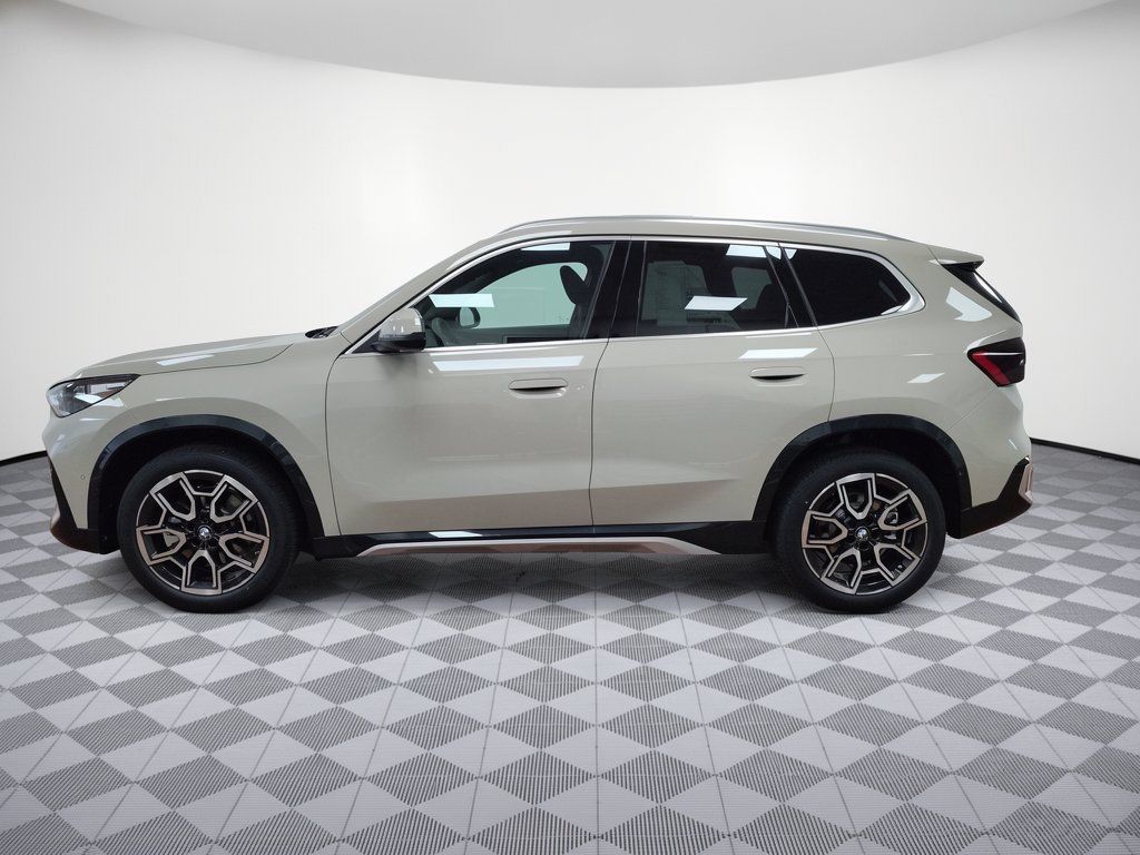 Certified 2026 BMW X1 xDrive28i w/ Convenience Package AWD/4WD image 2
