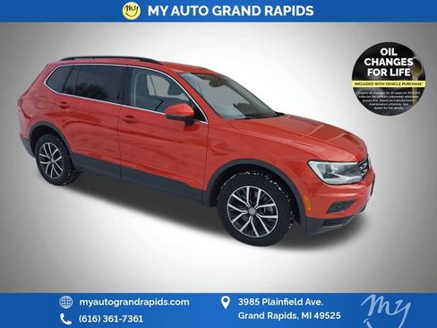 Used 2019 Volkswagen Tiguan SEL image 1