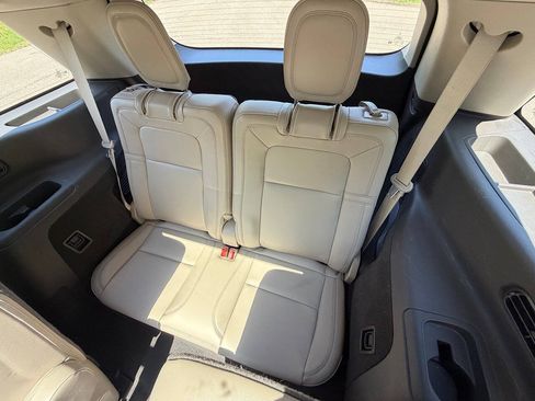 Used 2024 Lincoln Aviator Reserve w/ Equipment Group 201A AWD/4WD image 14