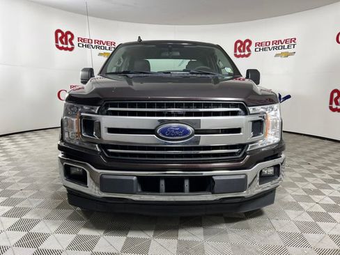 Used 2020 Ford F150 XLT image 2
