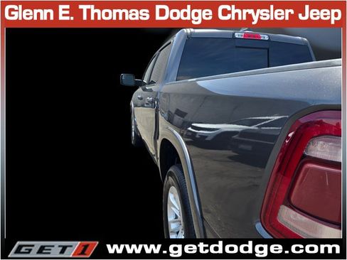 Used 2019 RAM 1500 Laramie AWD/4WD image 12