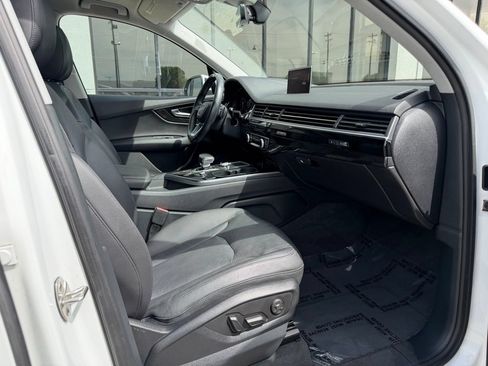 Used 2017 Audi Q7 3.0T Prestige AWD/4WD image 37
