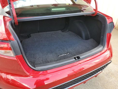Used 2021 Toyota Corolla SE w/ Carpet Mat Package (TMS) image 54