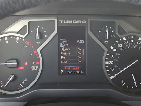 Used 2024 Toyota Tundra SR5 w/ SR5 Premium Package AWD/4WD image 30