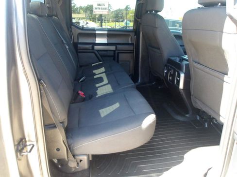 Used 2016 Ford F150 XLT w/ Equipment Group 302A Luxury image 8