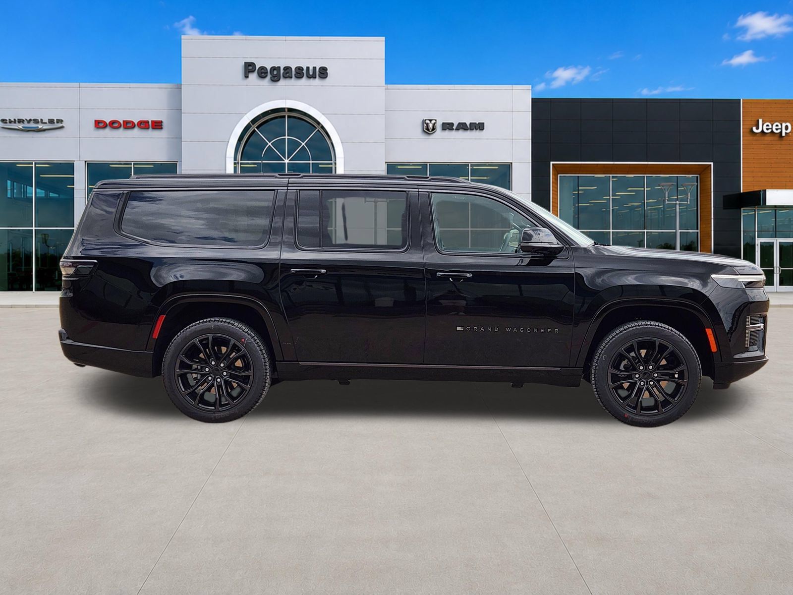 New 2026 Jeep Grand Wagoneer L Summit AWD/4WD image 7