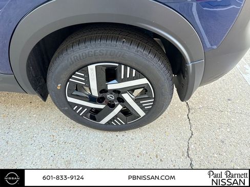 New 2026 Nissan Kicks SV w/ SV Premium Package image 27