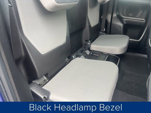 Used 2023 Toyota Tacoma SR5 image 28