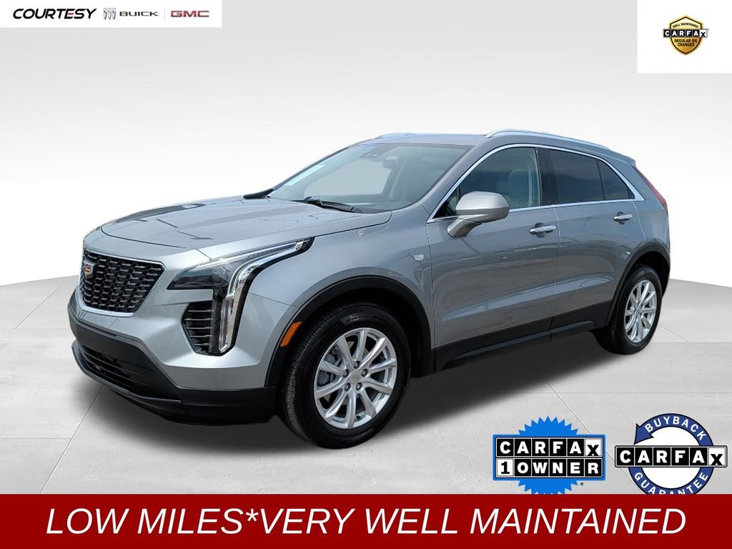 Used 2023 Cadillac XT4 Luxury w/ Cold Weather Package FWD image 1