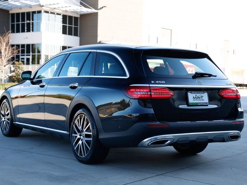 Used 2023 Mercedes-Benz E 450 4MATIC All-Terrain Wagon image 10