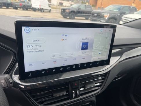 Certified 2023 Ford Escape ST-Line Select w/ Tech Pack #2 image 14