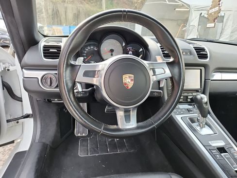 Used 2013 Porsche Boxster S image 11