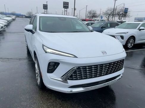 New 2026 Buick Envision Avenir image 4