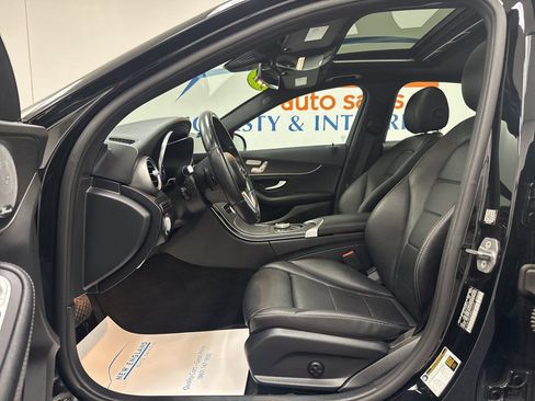 Used 2021 Mercedes-Benz C 300 4MATIC Sedan w/ Premium Package image 6
