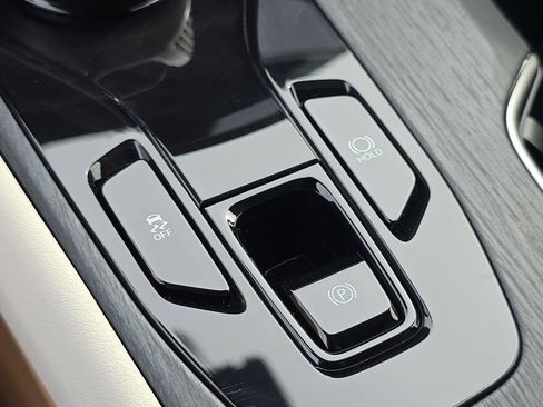 New 2026 Lexus RZ 450e AWD image 30