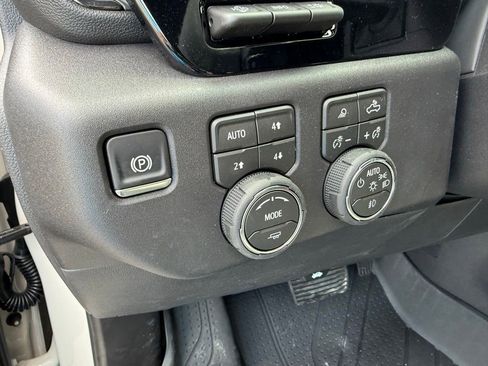 New 2026 Chevrolet Silverado 1500 ZR2 AWD/4WD image 20