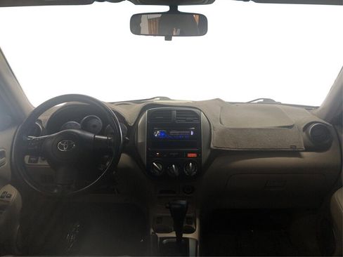 Used 2005 Toyota RAV4 2WD image 20