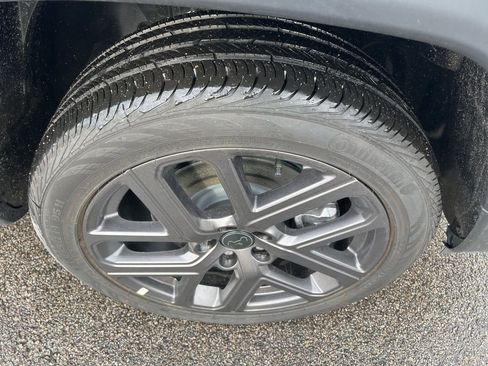 New 2026 Jeep Compass Limited image 9