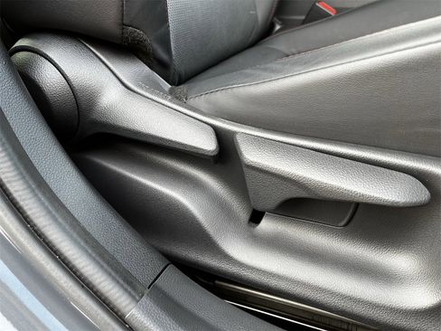 Used 2023 Toyota Prius Prime Premium image 26