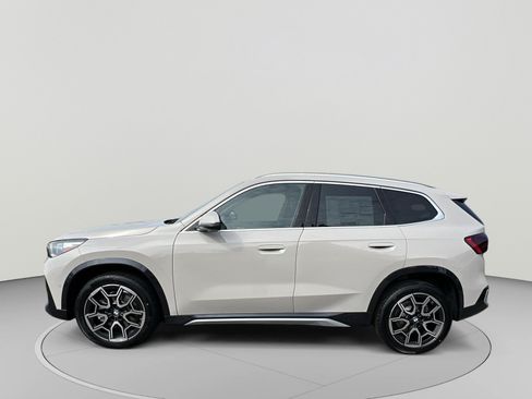 New 2026 BMW X1 xDrive28i w/ Convenience Package AWD/4WD image 2