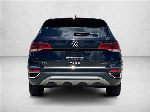 Used 2022 Volkswagen Taos SEL AWD/4WD image 4