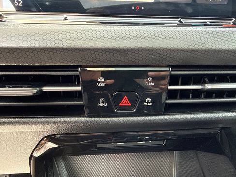 Used 2024 Volkswagen GTI SE FWD image 30