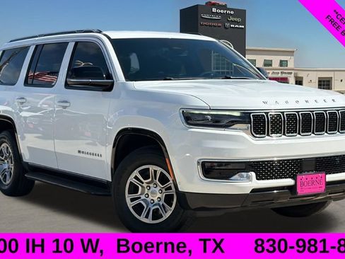 Used 2023 Jeep Wagoneer 4WD image 1