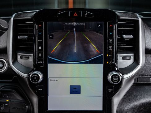 Used 2024 RAM 3500 Lone Star w/ Sport Appearance Package image 25