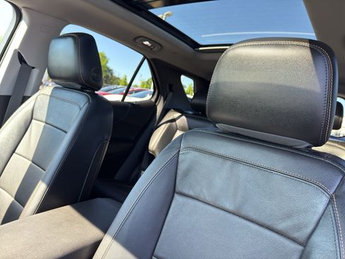 Used 2020 Chevrolet Equinox LT w/ Midnight Edition FWD image 27