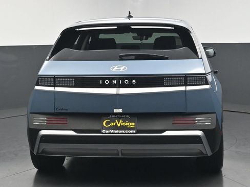 Used 2025 Hyundai Ioniq 5 SE RWD image 4