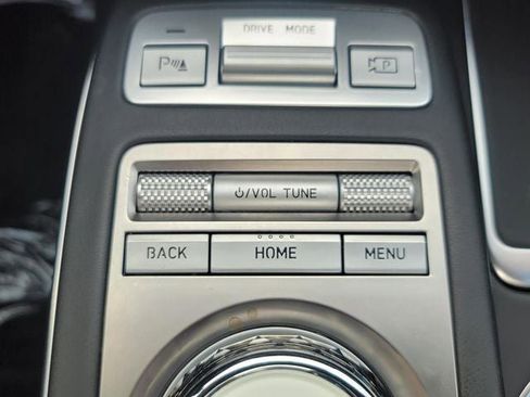 Used 2024 Genesis GV70 3.5T Sport w/ Sport Advanced Package image 24