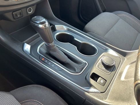 Used 2019 Chevrolet Traverse LT image 31