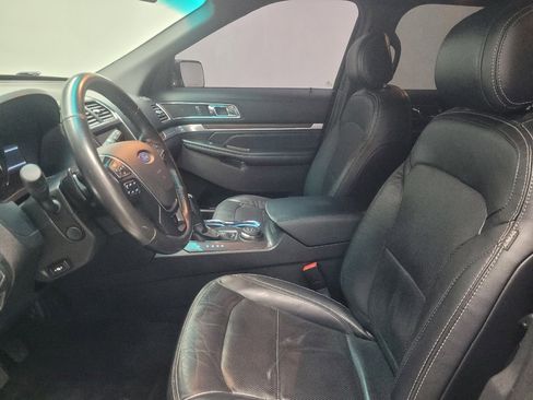 Used 2016 Ford Explorer Limited w/ Equipment Group 301A image 17
