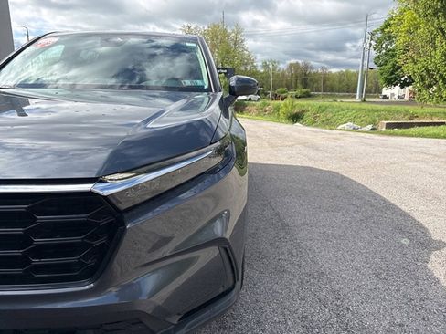 Used 2025 Honda CR-V EX-L image 10