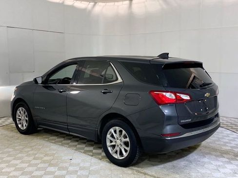 Used 2020 Chevrolet Equinox LT w/ Driver Convenience Package image 19