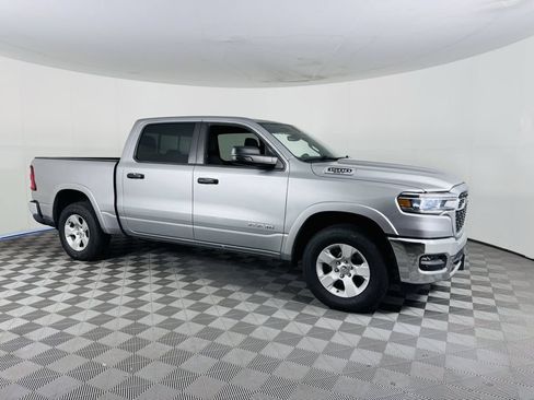 Used 2025 RAM 1500 Big Horn AWD/4WD image 2