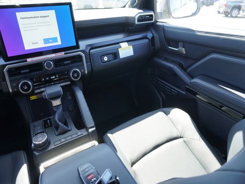 New 2026 Toyota 4Runner Limited image 17