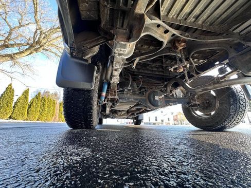 Used 2016 Toyota Tacoma TRD Sport image 20