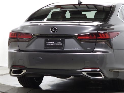 Used 2023 Lexus LS 500 F Sport w/ Accessory Package (Z2) image 10