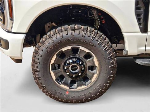 New 2026 Ford F250 Platinum w/ Tremor Off-Road Package image 10
