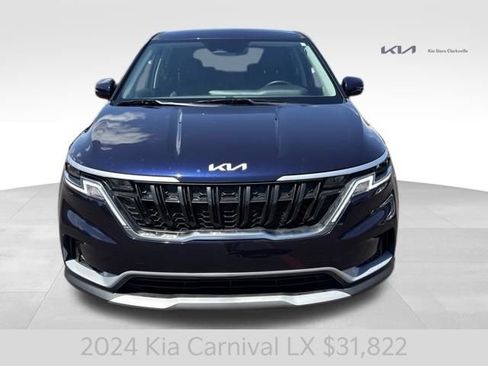 Certified 2024 Kia Carnival LX FWD image 3